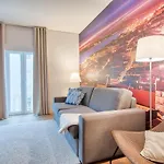 Vibrant Apartman