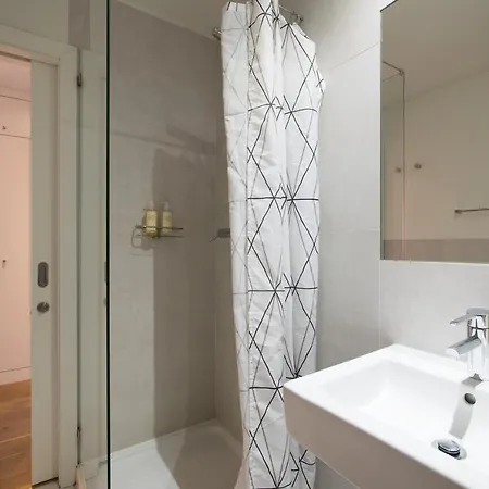 Vibrant Апартаменти Лісабон