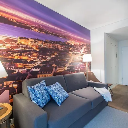 Vibrant Apartment Lissabon